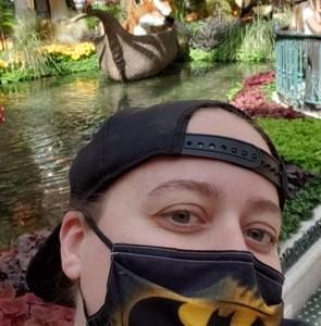 Meet your Posher, Leslie